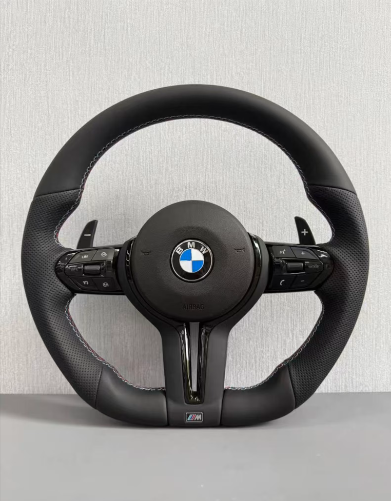 Перфориран спортен волан за БМВ